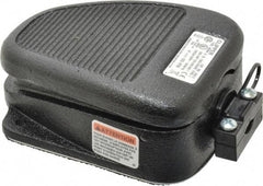 LINEMASTER - 1 Treadle, 20 Amp, 1 hp, Momentary (MO), SPDT, Electric Foot Switch - 1 NEMA Rated, IP20, Cast Iron, 4-1/2" Long x 3-1/2" Wide x 1-3/4" High - Exact Tool & Supply