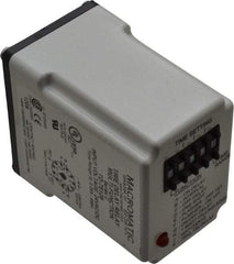 Macromatic - 11 Pin, 999 hr Delay, Multiple Range DPDT Time Delay Relay - 10 Contact Amp, 24 VAC/VDC, Pushbutton Thumbwheel - Exact Tool & Supply
