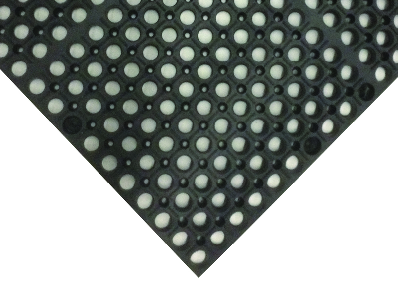 3' x 10' x 7/8" Thick Wet / Dry Mat - Black - Exact Tool & Supply