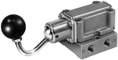 Parker - 3/8" NPT Mechanically Operated Air Valve - 4-Way, 3 Position, Hand Toggle-Locking, 1.5 CV Rate, 150 Max psi & 160°F Max Temp - Exact Tool & Supply
