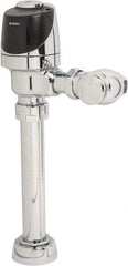 Sloan Valve Co. - 1-1/2" Spud Coupling, 1" Pipe, Closet Automatic Flush Valve - Handle Opening, 3.5 Gal per Flush, Plastic Cover, Powered by 4 AA Batteries - Exact Tool & Supply