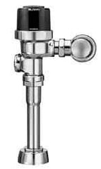 Sloan Valve Co. - 1-1/4" Spud Coupling, 3/4" Pipe, Urinal Automatic Flush Valve - Handle Opening, 3.5 Gal per Flush, Plastic Cover, Powered by 4 AA Batteries - Exact Tool & Supply