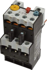 Eaton Cutler-Hammer - 4 to 6 Amp, 690 VAC, Thermal IEC Overload Relay - Trip Class 10, For Use with 7-15 A Contactors - Exact Tool & Supply