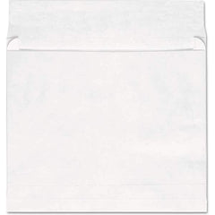 UNIVERSAL - Mailers, Sheets & Envelopes Type: Expandable Envelope Style: Self Adhesive - Exact Tool & Supply