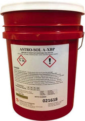 Monroe Fluid Technology - 5 Gal Pail Cutting & Grinding Fluid - Water Soluble - Exact Tool & Supply