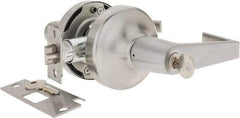 Yale - Grade 2 Entrance Lever Lockset - 2-3/4" Back Set, 6 Pin Para Keyway Cylinder, US26D/Satin Chrome Plated Finish - Exact Tool & Supply