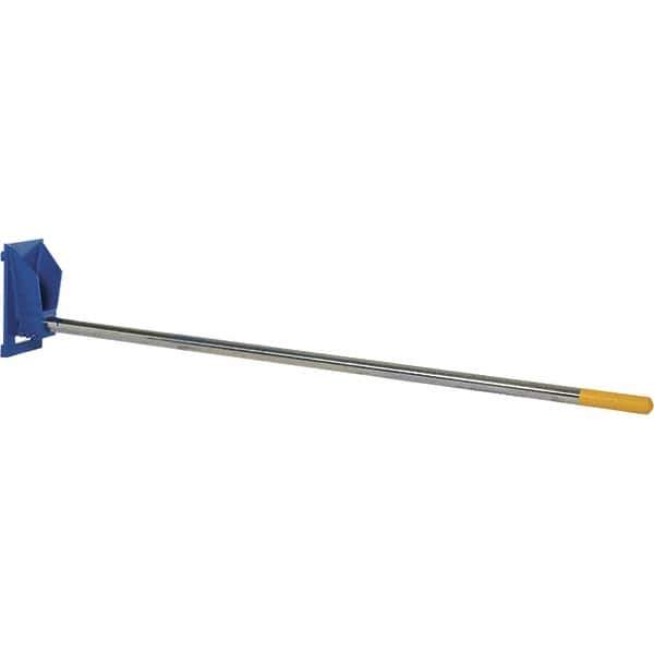 Vestil - 2,500 Lb Capacity Rug Ram/Carpet Pole - 11-1/2" Wide x 20-1/2" High - Exact Tool & Supply