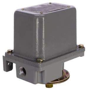 Square D - 7 and 9 NEMA Rated, SPDT, 0.2 to 10 psi, Electromechanical Pressure and Level Switch - Adjustable Pressure, 120 VAC at 6 Amp, 125 VDC at 0.22 Amp, 240 VAC at 3 Amp, 250 VDC at 0.27 Amp, 1/4 Inch Connector, Screw Terminal, For Use with 9012G - Exact Tool & Supply