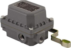 Square D - 7 and 9 NEMA Rated, DPST, Float Switch Pressure and Level Switch - 575 VAC, Line-Load-Load-Line Terminal - Exact Tool & Supply