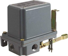 Square D - 7 and 9 NEMA Rated, DPST-DB, Float Switch Pressure and Level Switch - 575 VAC, Line-Load-Load-Line Terminal - Exact Tool & Supply