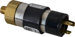 United Electric Controls - 1,500 Max psi, Compact Cylindral Pressure Switch - 1/8 Thread - Exact Tool & Supply
