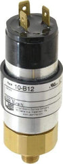 United Electric Controls - 2,500 Max psi, Compact Cylindral Pressure Switch - 1/4 Thread - Exact Tool & Supply