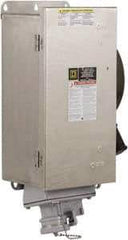 Square D - 30 Amp, 600 VAC, 3 Pole Fused Safety Switch - NEMA 12, 3, 3R, 4, 4X & 5, 7.5 hp at 480 VAC (Single Phase), 20 hp at 600 VAC (Triple Phase), 3P Contact Form - Exact Tool & Supply