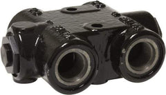 Parker - 25 GPM 5/8 Inlet Cast Iron Hydraulic Control Valve - 7/8-14 Thread, 3,000 psi, 1.78" Wide x 5.31" Long - Exact Tool & Supply