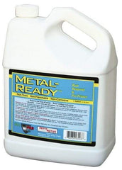 POR-15 - Automotive Metal Preparation - 1 Gal Jug with Empty Spray Bottle - Exact Tool & Supply