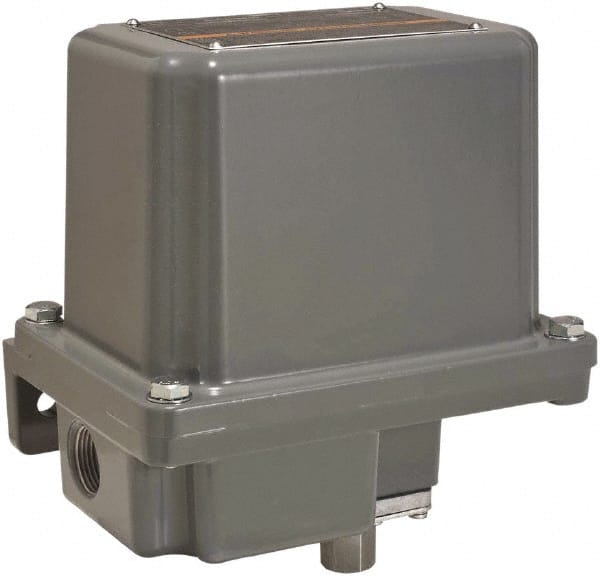 Square D - 7 and 9 NEMA Rated, SPDT-DB, 3 to 150 psig, Electromechanical Pressure and Level Switch - Exact Tool & Supply