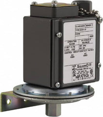 Square D - 4, 13 and 4X NEMA Rated, DPDT, 28.3 inHg, Electromechanical Pressure and Level Switch - Exact Tool & Supply