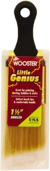 Wooster Brush - 1-1/2" Flat Synthetic General Purpose Paint Brush - 2-3/16" Bristle Length, 2-1/2" Plastic Short Handle - Exact Tool & Supply