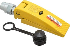 Enerpac - 1 Ton, 3-3/4" Max Spread, 1 Sq In Hydraulic Spreader - 0.61 Cu In Oil Capacity, 1/2" Tip Clearance - Exact Tool & Supply