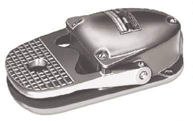 Square D - 1 Treadle, 5 Amp, Momentary (MO), SPDT, Electric Foot Switch - 13, 2 & 4 NEMA Rated, 11-1/2" Long x 6.8" Wide x 6-1/2" High - Exact Tool & Supply