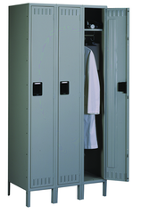 72"W x 18"D x 72"H Sixteen Person Locker (Each opn. To be 12"w x 18"d) with Coat Rod, w/6"Legs, Knocked Down - Exact Tool & Supply
